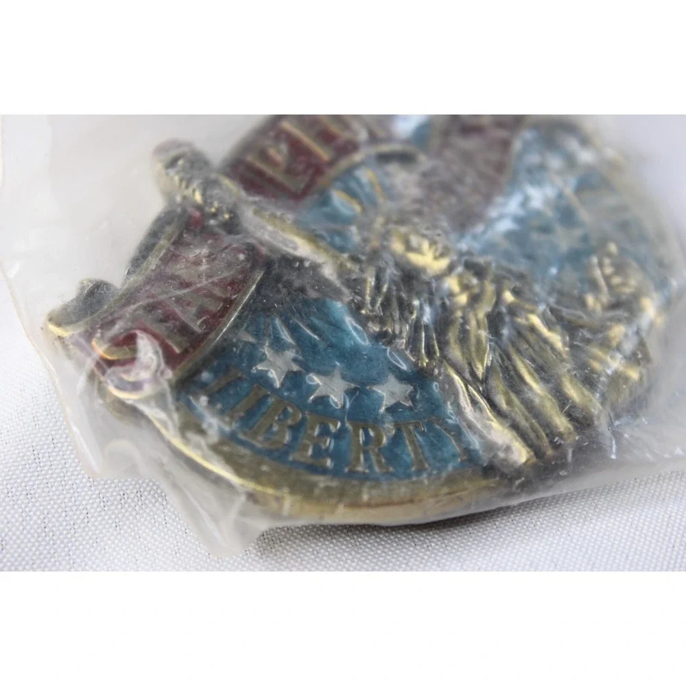 VTG 1984 STAND UP FOR AMERICA Statue of Liberty Freedom Belt Buckle Patriotic